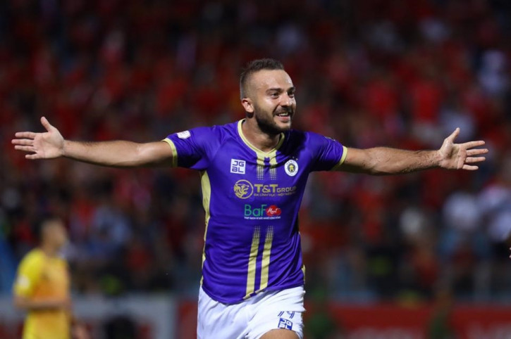 Vladimir Siladji chân sút số 1 của Hà Nội FC Vladimir Siladji chân sút số 1 của Hà Nội FC