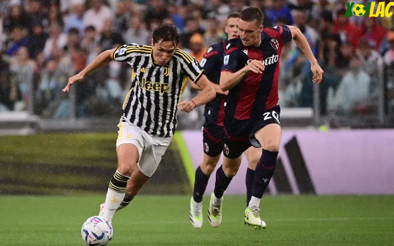 Bologna đối đầu với Juventus